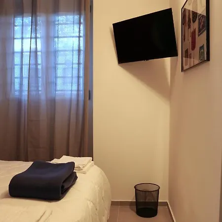 Station - 4 * Milano